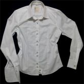 Camisa Fem. Botão Madrepérola Bordado Branco.